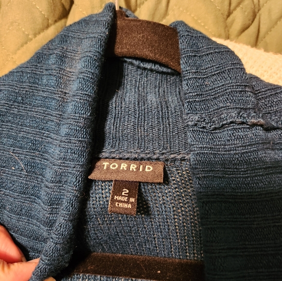 2 cardigans - Picture 5 of 8